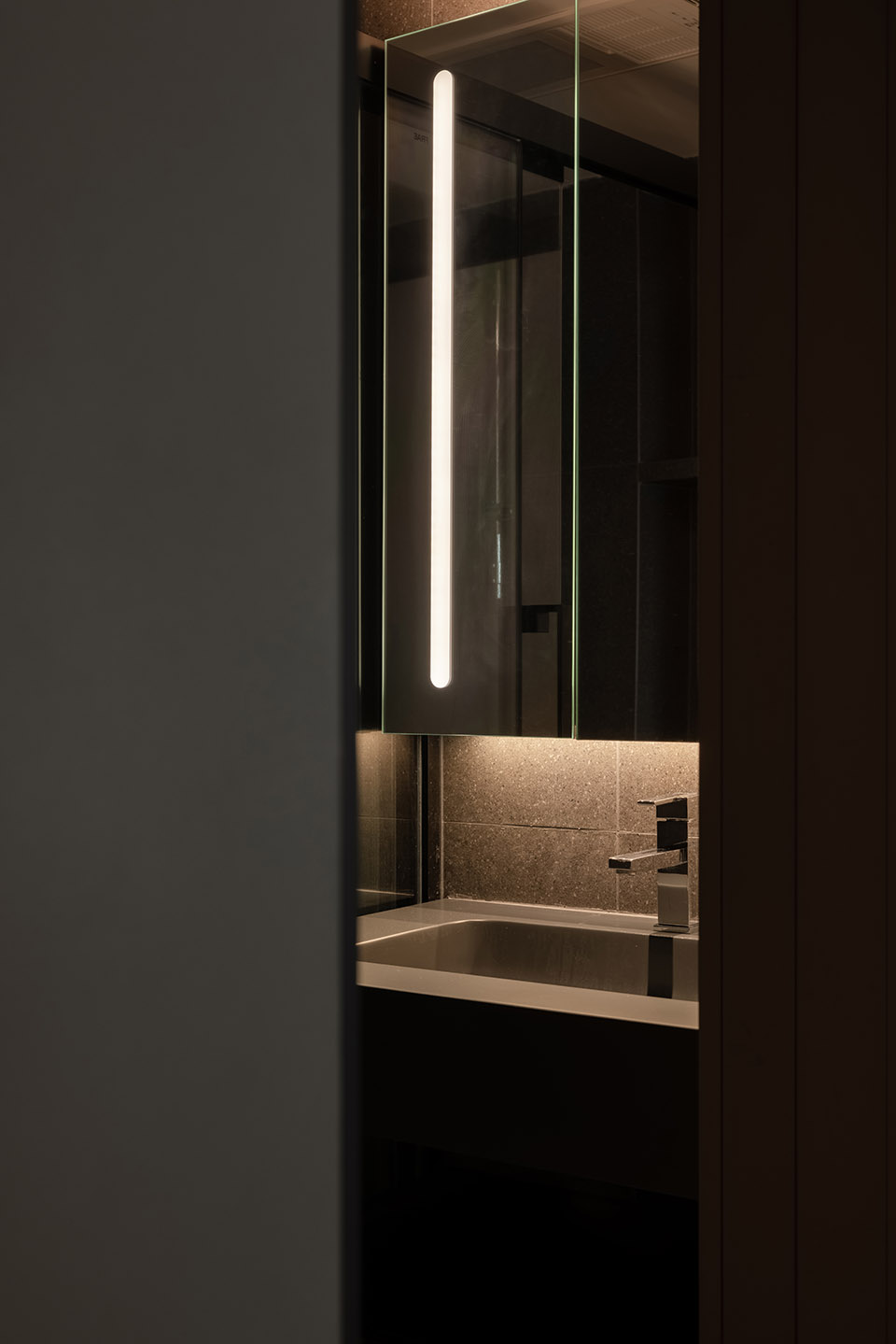 100206q7h8dt66yy46pp26.jpg